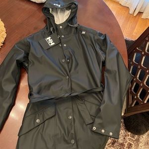 NWT Helly Hanson rain jacket. Size M